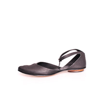 Load image into Gallery viewer, Cydwoq Flat Shoes-Neptune BLACK
