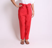 Load image into Gallery viewer, TELA RED TROUSERS
