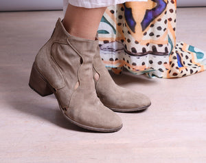 LEMARGO BOOTIES TAUPE